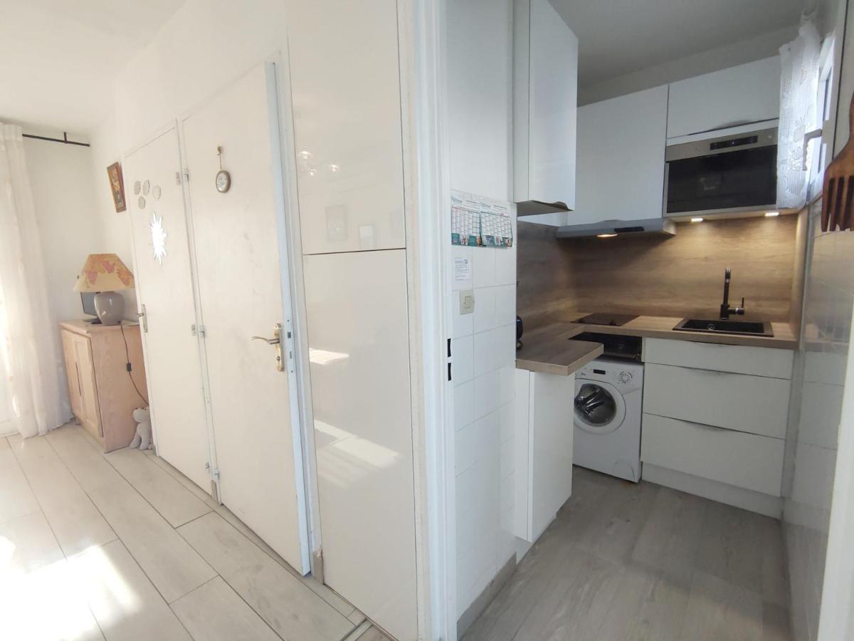 T1 Au Calme Avec Clim Et Parking Prive - Fr-1-503-171 Apartman Balaruc-les-Bains Kültér fotó